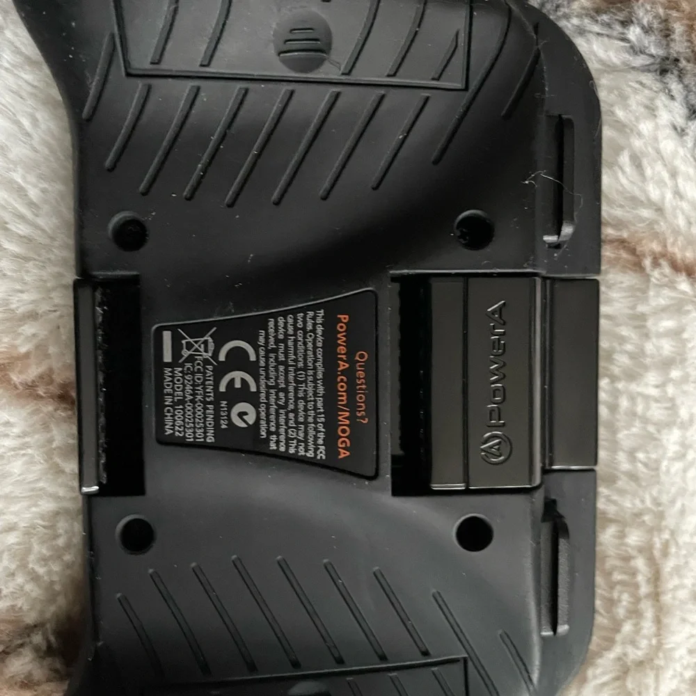 MOGA mobile game controller for Android
